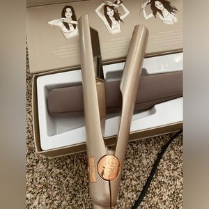 Tyme Pro curling iron